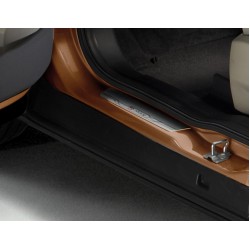 Ford küszöbvédő első B-Max logóval